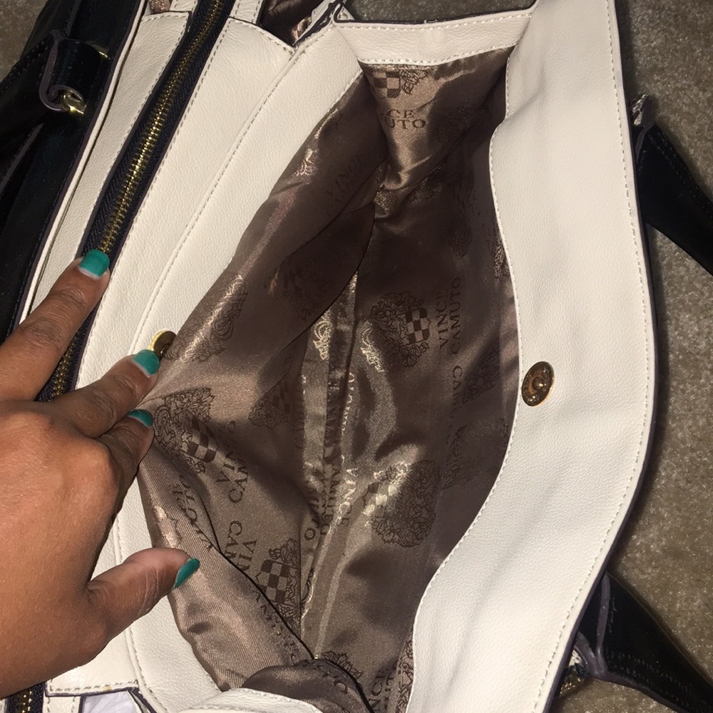 VINCE CAMUTO SATCHEL - Picture 4 of 8